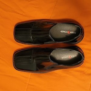 Boys black dress shoes